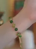 Colares pendentes Colar de cofre-gargantilha verde de calcedônia feminina feminina de água doce fada de luxo de luxo de luxo