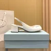 Sandales de créateur en cuir souple antidérapantes à la mode confortables chaussures hautes pour femmes conviennent au banquet de mariage en plein air