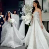 Seksowna Sweetheart Wedding Suknia Bez Ramiączek Zroszony Perły Kwiatowy Linia Sweep Pociąg Suknie Ślubne Style Kraj Plus Size Bride Sukienki