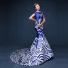 Abbigliamento etnico Abito da hostess per matrimoni femminile 2022 nuovo modello lungo ed elegante spettacolo da passeggio palco blu bianco porcellana performance cheongsam blu