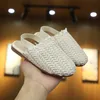 Scarpe per ragazze primaverili Weaven Knitting Design Children Flat Kids Sandals Princess Sweet Soft Fashion per Toddlers 220621