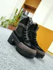 Designer Womens Boots Luxury High Quality Martin Shoes Leather Shiny Nylon Pocket Combat Ladies Fashion Outdoor Platform Mid Boots 35-41