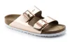 Arizona Cork Slippers Mens Womens Beach Sandals Shoes أعلى جودة شريحة الصيف أزياء النعال المسطحة المسطحة Flip Flop Suggered Designer Size 34-47