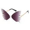 Óculos de sol 2022 Moda Metal Shades Butterfly Women Women Lens Ocean Glasses Sun Glasses Oversize UV400 Oculos