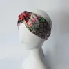 Projektant jedwabny krzyż z pałąkiem na głowę kobiety dziewczyna opaski do włosów Retro Turban litery Headwraps prezenty dla kobiet Hummingbird G2204153Z