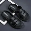 Sandálias homens verão lazer praia sapatos 2022 Outdoor macho retro confortável casual sapatilhas