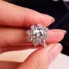 AeTeey 2ct d Farbe echtes Diamant Luxus Sonnenblumenring S925 Sterling Silber Lotus Hochzeit Fein Schmuck für Frauen RI020 220816