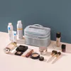 Kosmetiska väskor fall skönhet frostad vattentät väska bekväm hygienetravel makeup lagring kvinnlig tvätt portablecosmetik