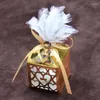 Enveloppe cadeau créatif European Pesonality Wedding Hollow Candy Boxes Laser sculpture Feather Gold Party Favors Gifts Iridescente Paper Boxgift