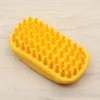 Gatti Spazzola per shampoo in silicone per capelli lunghi e corti Cani di taglia media Gomma antiscivolo Cane Gatto Animali domestici Topo Toelettatura Doccia Spazzola da bagno Pettine per massaggi