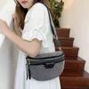 Midjepåsar Rhinestone Fanny Pack Female Belt Luxury Leather and Phone Pack Women Shoulder Crossbody Chest 220711