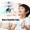 Kinderspielzeug Mini DRONE RC Fliegen Hubschrauber Flugzeuge mit Fernbedienung Suspension Induktion LED-Licht für Kinder Jungen 220321