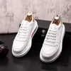 Brytyjski styl Biała Suknia Ślubna Party Shoes Oddychające Dorywczo Spacery Sport Sneakers Moda Poduszka powietrzna Wulkanizowana Odkryty Travel Driving Pojedyncze mokasyny