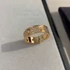 Love Ring Full Diamond Wide 56 mm V Gold 18k Never Fade Luksusowa marka Oficjalne reprodukcje z pierścieniami pary Exquacite Prezent A7269522