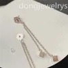 Orecchini a cerchio con perle di design Orecchini pendenti con perline in oro Lampadario di lusso Orecchini a catena da donna Huggie Orecchini di moda Geometric Ear Cuff Dongjewelrys