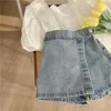 Roupas de garotas de verão Blusa de algodão de renda branca de garotas com shorts jeans 2pcs roupas de roupas para crianças roupas de crianças