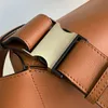 En kaliteli Erkek bel çantaları motosiklet kadın Fermuar geometri paketi Göğüs crossbody çanta Eğik satchel logo Omuz Messenger Çanta Sığır derisi malzeme lo