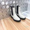 Tasarım Slide Premium Tasarımcı Kadın Kısa Botlar Ünlü Ayakkabı Deri Moda Martin Botlar Yuvarlak Baş Orta Topuk Şövalye Chimney Chelsea