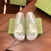 Desenhador-luminoso chinelos Sandálias Transparentes Mans Womans Flip Flops Topo Qualidade Oudor Interior Slip Slip em Slides Ultra-fino Borracha Sola