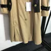 Marca Khaki Long Windbreakers Coats V Nart Belt Designer Trench Coats Jaqueta elegante de inverno