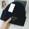 Gorros de luxo designer de feijão de inverno homens e mulheres design de moda chapéus de malha outono boné de lã carta jacquard unissex chapéu de crânio quente