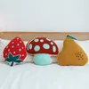 Dunxdeco fruktkudde dekorativa kudde kärlek nuvarande mjuk söt svamp jordgubbe pärla soffa stol sängkläder dekorera kusin 220402