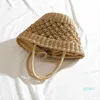 Bolsas de noche Casual Hueco Cesta de paja Rattan Bolsos de mujer Bolsos de mimbre tejido de verano Bolsa de playa Lady Gran capacidad Tote Monedero hecho a mano