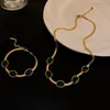 Girocolli Girocolli Acciaio al titanio Verde Smeraldo Collane in resina Bracciale Catena a lama d'oro per le donne Girocolli stile trendy