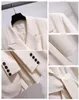 Kvinnors trenchrockar Fashion Dress Women Spring Autumn Windbreaker Kvinnlig ￶verdimensionerad 4xl Black White Belt Blazer Vintage 220913