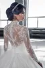 シアークルーネックレースのウェディングドレスセクシーなボタンバックロングスリーブアップリケ新しいヴィンテージ安いVestios de Novia Bridal Gown