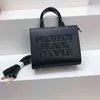 Summer Beach Crossbody Borsa in pelle Shopping Caratteri per le lettere delle lettere per le donne Proteggono Black People Tote Bullo Women 2022 X220331