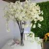 Flores decorativas grinaldas de 136 cm de cerejeira artificial videiras orientais para casas de casamento decoração de festa de jardim chriatmas luxuosa falsa fl fly