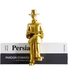 Decoratieve objecten Figurines European Resin Creativiteit Lees Little Golden Man boekenkast standbeeld Office Desktop Ornamenten Art Home Decoratie