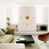 ساعات الحائط الإبداعية DIY ثلاثية الأبعاد رقم لا يكرر على مدار الساعة ملصق مرآة التصميم الحديث غرفة المعيشة ديكور المنزل