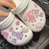 Ciondoli con orsi di strass Designer Scarpe per animali fai-da-te Accessori per decorazioni per feste per Croc JIBS Zoccoli Kid Donne Ragazze Regali