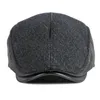 HT3978 Boina Hombres Gorra Gruesa Cálida Otoño Invierno Sombrero Retro Ivy Newsboy Gorra plana Hombre Pu Cuero Lana Oreja Válvula Sombreros para hombres Boina Cap J220722