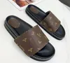 Spring and summer new slippers Fashionable and beautiful Fabric calf leather Inner sheepskin sandals