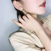 Clip-on & Screw Back Korean Design Elegant Simulated Pearl Big Round Clip On Earrings Non Pierced Baroque Ear Clips For Women Jewelry Wholes