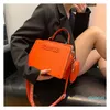 2022 مصمم حقيبة كتف سلسلة Crossbody حمل المرأة الكلاسيكية رفرف حقيبة يد الشهيرة المحفظة الفاخرة مخلب التسوق محفظة سيدة عارضة قدرة