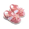 Słodkie sandały księżniczki Summer Kids Fashion Toes Soft Girl Pink Flower Dzieci Snap Button Flat Casual Non-Slip 220708