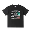 La vita è migliore nelle pantofole con il caffè a campeggio da campeggio New Fashion Streetwear Men maglietta in cotone magliette grafiche J220727