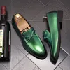 Mix 4 modeller italiensk lyxdesigner klänningskor topp läder bröllop fest män skor mocka mode loafers häl sko storlek 38-45