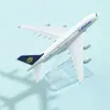 Deutschland Lufthansa Airlines A380 Flugzeuglegierung Druckgussmodell 15 cm Luftfahrt Sammlerstück Miniatur Souvenir Ornament 220707