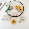 Новый дизайн геометрические волосы когтя Fancy Animal Flower Daisy Hand Face Lib