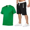 Erkeklerin izleri yaz gündelik üstleri tişört bermuda şort takım elbise seti spor giyim jogging pantolon set sokak giysisi tshirtçen