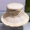 Solid Designer Bucket Hat For Woman Man Fashion Damska Designerka Sun Hat Luksusowy klasyczny Flat Hats Hats Protection Ball Caps Letnie czapki