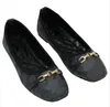 Новые женские туфли на плоской подошве с мелкой подошвой ярких цветов GGGs, женские лоферы, модная милая повседневная обувь на плоской подошве, большие размеры 35-43