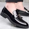 أزياء الجلود المتسكعون رجال أحذية Brogue Business Dress Shoes Platform Discal Driving Moccasin