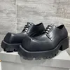 2022 남성용 귀여운 Rhino Horn Shoes 성격 이상한 가죽 신발 Mens Derbies Derby Shoe Square Toe Mans 플랫폼 옥스포드 높이 증가