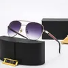 Groothandel zonnebril voor mannen Designer Zomerbrillen Zwart Vintage Oversized Sun Glazen van vrouwen Mannelijk zonnebril Gift